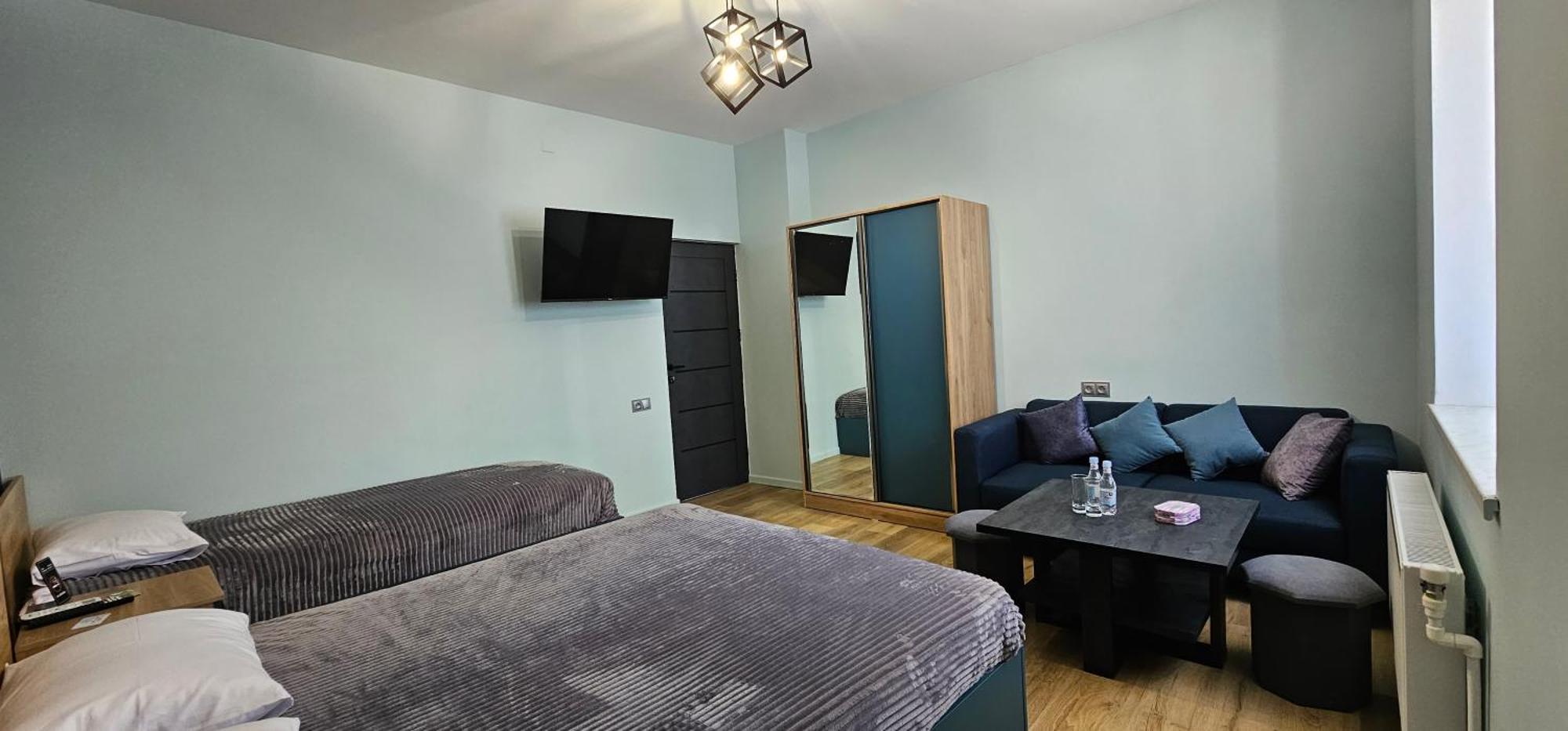 Am Hotel Erevan Esterno foto